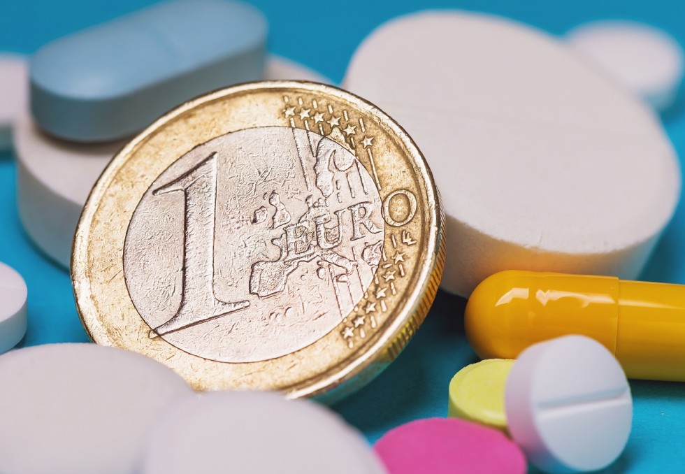 Pièce d'un euro et médicaments