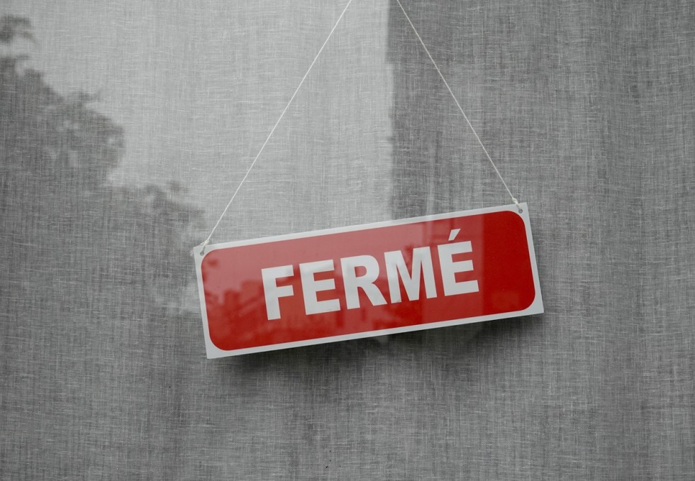 fermé