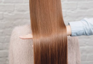 Cheveux lissés