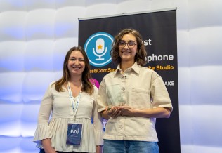 Prix du podcast santé francophone, catégorie "femmes et santé", pour "Les Héroïnes de la médecine